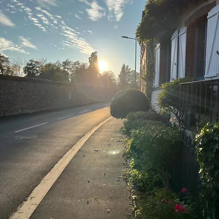 بيت للعطل La Maison Bleue Proche Epernay Chaltrait