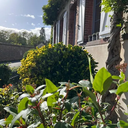 بيت للعطل La Maison Bleue Proche Epernay Chaltrait